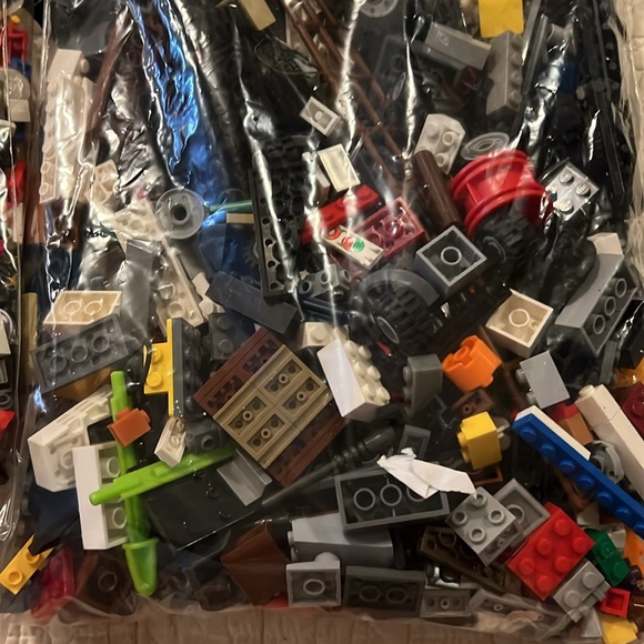 3 large bags vintage & newer Lego pieces space pirates - Picture 15 of 15